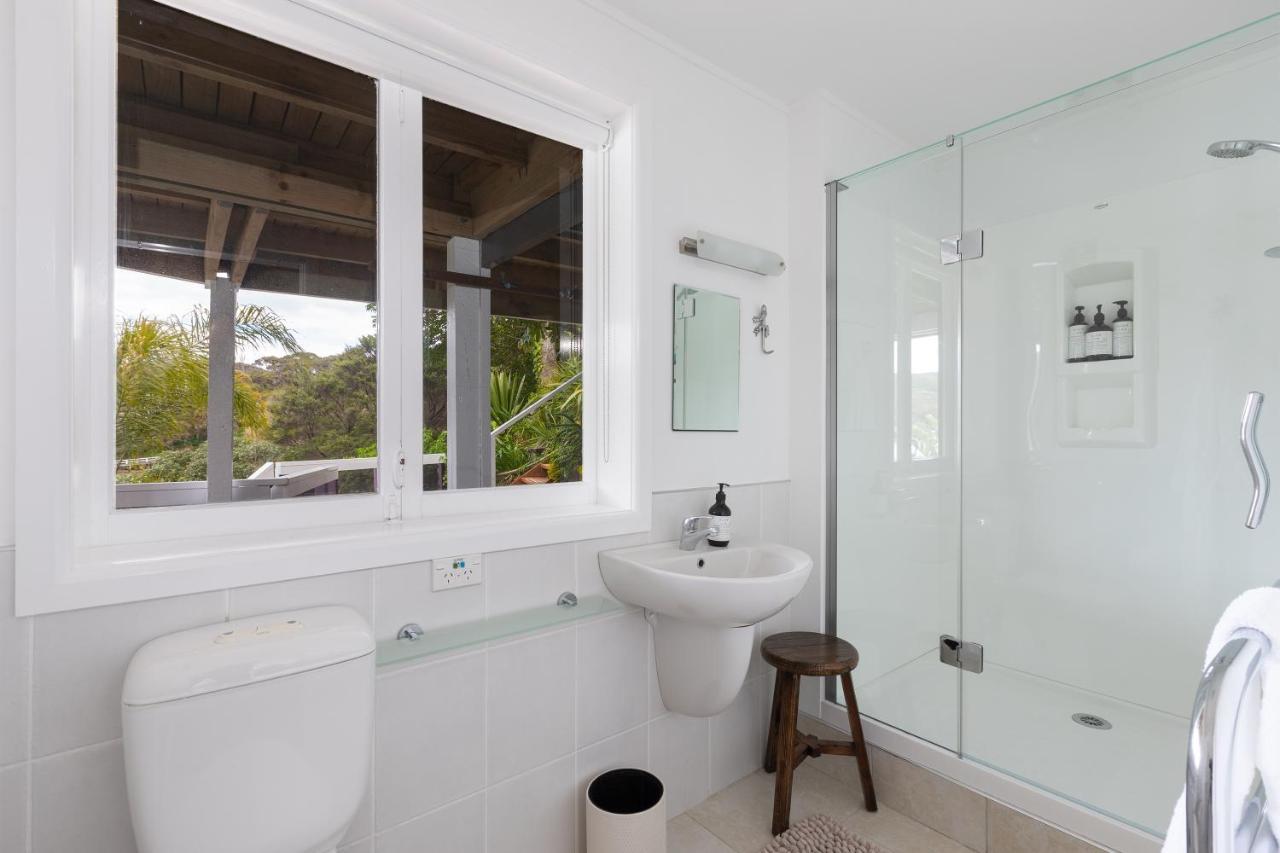 Kawau Lodge Boutique Resort Kawau Island ภายนอก รูปภาพ